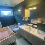 Arctic With Ocean View, Jacuzzi And Northern Lights Villa Karlsøy